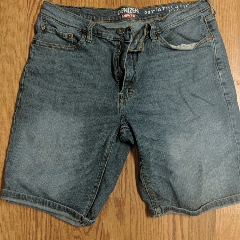 Levi's Denizen Blue Jean Shorts